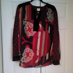 Chico's Size 3 top in hues of red, black, & white
